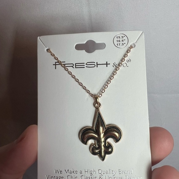 Fresh & co. Gold Fleur De Lis Fashion Necklace 15.5 16.5 17.5 NWT - Picture 5 of 6
